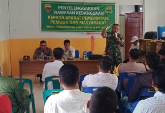 Danramil saat memberikan wasbang