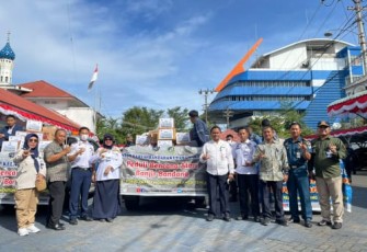 Donasi bantuan banjir bandang dari UPT Ditjen Hubla Sulselbar 