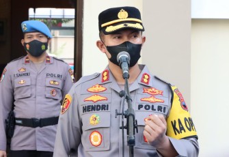 Kapolres Banjarnegara AKBP Hendro Yulianto saat berikan arahan apel pagi anggotanya