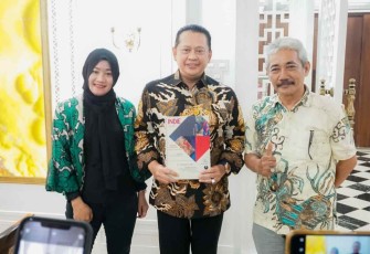 Swafoto Ketua MPR RI Bambang Soesatyo 