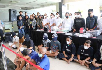 Wakapolda Jateng Brigjen Pol Abioso Senoaji saat hadirkan 9 remaja pelaku kriminal dalam press release di Mapolda Jateng 