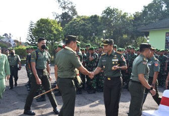 Kunjungan Pangdam IV/Diponegoro di Yonzipur IV/TK