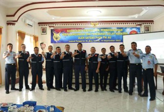 Foto bersama jajaran Lanud BNY usai sosialisasi P4GN 