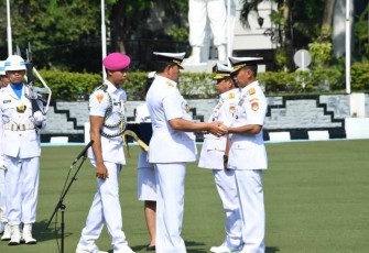 Kasal Laksamana TNI Yudo Margono saat sertijab Pangkoarmada RI di Jakarta 