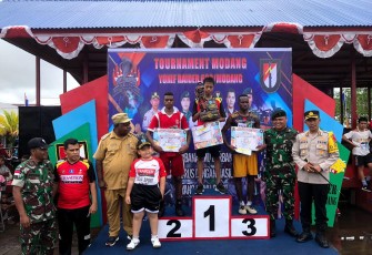 Koko usia 15 tahun juarai lomba lari dalam rangka HUT ke 77 TNI