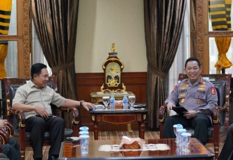Kapolri Jenderal Listyo Sigit Prabowo bersama Purnawirawan Jenderal di Mabes Polri