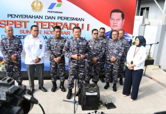 Kasal Laksamana TNI Yudo Margono saat peresmian SPBT Terpadu TNI AL
