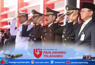 Peringatan Hari Pahlawan di Kantor Gubernur Sumbar