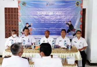 Pj Bupati Pati saat  launching program kesehatan  
