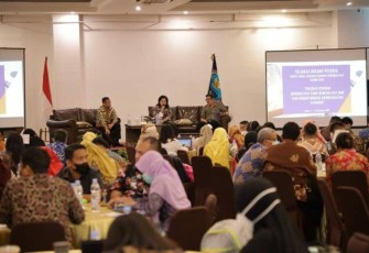 Rapat evaluasi kinerja bidang rehabilitasi di Hotel Santika Mega City Bekasi