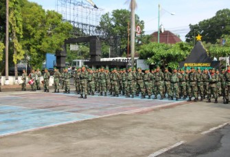 Upacara bendera Hari Juang TNI AD Ke-77 prajurit Kodim 0720/Rembang