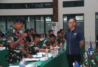 Pelatihan Jurnalistik di Madivif 2 Kostrad 