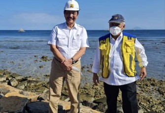 Menteri Basuki saat meninjau KEK Tanjung Lesung di provinsi Banten 