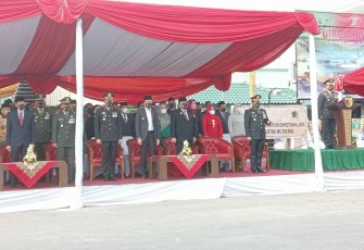 Wabup Blitar Rahmat Santoso bersama Jajaran Forpimda Blitar Raya Ikuti Upacara HUT TNI ke- 77 di Kodim 0808/Blitar