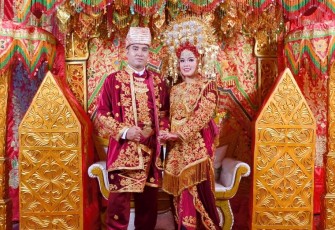 Ilustrasi pernikahan dengan menggunakan adat Padang. Sumber foto : Putri Diana