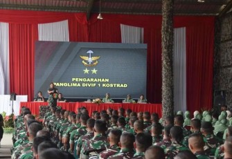 Pangdivif 1 Kostrad saat Kunker ke Batalyon Zipur 9 Kostrad