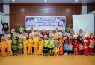 Foto bersama usai pelantikan Bunda Paud se-Kecamatan Labuhanbatu