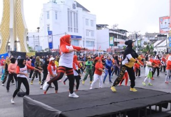 Persani Labuhanbatu saat Gelar Senam Sehat di Bundaran Simpang 6 Rantauprapat