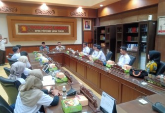 Tidar Jawa Timur yang diketuai oleh Mohammad Fawait saat menggelar konsolidasi untuk persiapan Pemilu 2024.