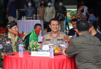 Polda Banten saat Gelar 'Yuk Ngopi Wae Ojol Banten Bareng Kapolda'