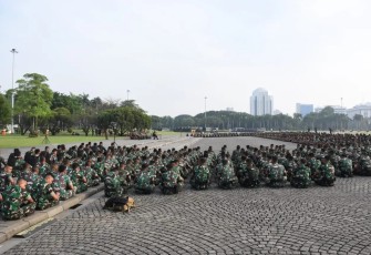 1.420 Personel Jajaran Kodam Jaya saat Ikuti Apel Kesiapsiagaan Pengamanan Aksi Unjuk Rasa