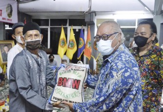 saat buka bersama, Kamis (7/4/2022).