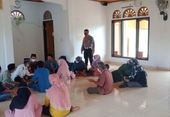 Prosesi Ijab Qabul (akad nikah) di Mushalla Miftahul Jannah Polres MM