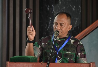 Kasdam I/BB saat Pimpin Sidang Parade Penerimaan Bintara PK TNI AD Reguler Pria dan Khusus Keagamaan TA 2022