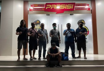 Tersangka saat diamankan