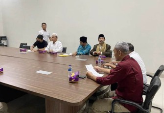 Permintaan maaf diwakilkan oleh Warsah usai pertemuan dengan MUI Kabupaten Bogor, Kementerian Agama, FKUB dan lainnya di Kantor Kesbangpol Kabupaten Bogor, Rabu (7/12/2012) kemarin.