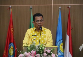 Gubernur Ansar Hadiri Pengukuhan Prof Dr Soerya Respationo, S.H., M.H., M.M. Sebagai Guru Besar Uniba