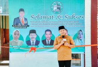 Bupati Zahir Resmikan Gedung Baru di Pondok Pesantren Darul Atiq 
