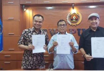 Ketua Umum Hendry Ch Bangun saat Umumkan Kepengurusan PWI Pusat Periode 2023–2028