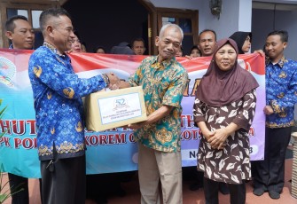  PNS Korem 081/DSJ Kunjungi Mantan Rekan PNS Dalam Rangka Anjangsana HUT Korpri 