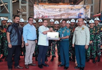 Taruna AAL Tingkat IV Korps Teknik Laksanakan Lattek General Overhaul Mesin Diesel