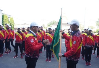 Gubernur Rohidin Lepas Keberangkatan Kontingen POPNAS XVI Bengkulu 2023