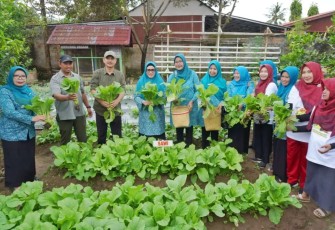 Ketua TP PKK Provinsi Bengkulu Derta Rohidin