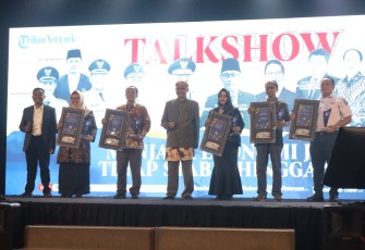 Kadispen Lantamal V Hadiri Talkshow HUT ke-34 Harian Surya