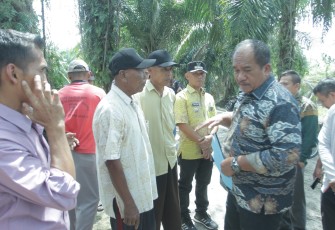 Wakil Bupati Asahan Tinjau Kondisi Bantaran Sungai Liga Asahan 