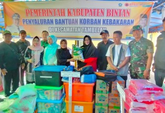 Pemkab Bintan Salurkan Bantuan Korban Kebakaran di Desa Kampong Hilir