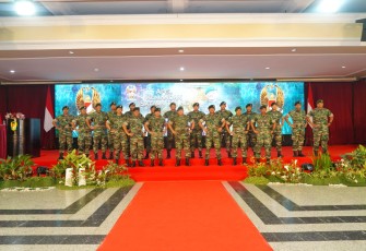 Pangdivif 2 Kostrad saat Ikuti Apel Dansat TNI AD di Magelang