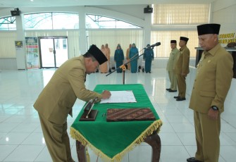 Bupati Asahan Ambil Sumpah/Janji Jabatan Pimpinan Tinggi Pratama, Jabatan Administrator dan Pengawas