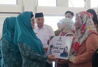 Ketua TP PKK Provinsi Bengkulu Derta Wahyulin Rohidin 