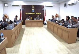 Polrestabes Medan Hadiri Rakor Ops Lilin Toba 2023 yang Dipimpin Kapolda Sumut Via Zoom Meeting 