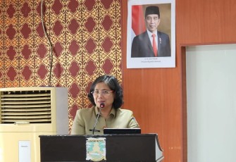Direktur Sinkronisasi Urusan Pemerintahan Daerah IV Ditjen Bina Pembangunan Daerah Kemendagri Zanariah