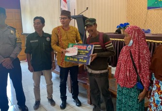 55 KPM Hari Ini Menerima Kucuran Dana BLT-DD dari Pemdes Desa Tebat Monok 
