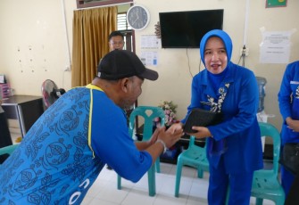 Jalasenastri Lanudal Tanjungpinang Kunjungi Panti Jompo