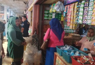 Tim Satgas Pangan Kabupaten Tapanuli Selatan (Tapsel) monitoring Pasar Sipirok, Kamis (21/12/2023) pagi.