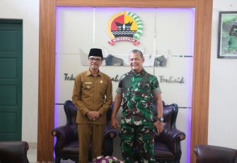 Bupati Safaruddin dan Danrem 032/Wirabraja Kolonel Kav. Rayen Obersyl 