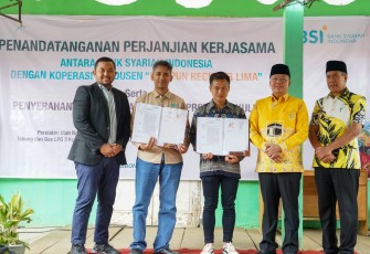 Gubernur Rohidin Dukung Sinergi Bank Syari'ah Indonesia Kembangkan Koperasi Desa untuk Kesejahteraan Petani Kopi Bermani Ulu